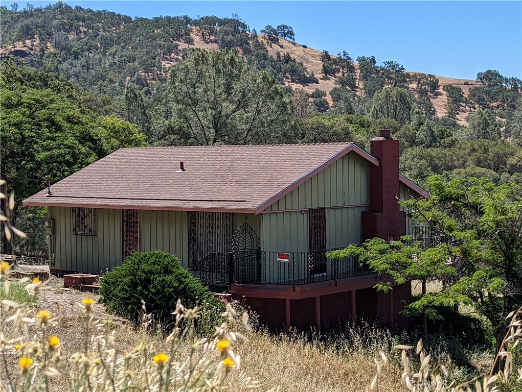 4175 Ferrand Rd, Lucerne, CA 95458
