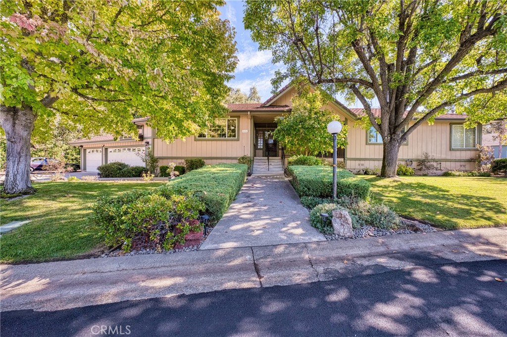 8656 Paradise Valley Blvd, Lucerne, CA 95458