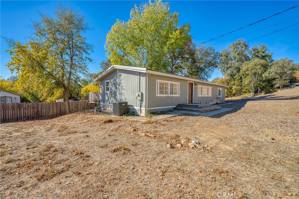 6099 Roland Dr, Lucerne, CA 95458