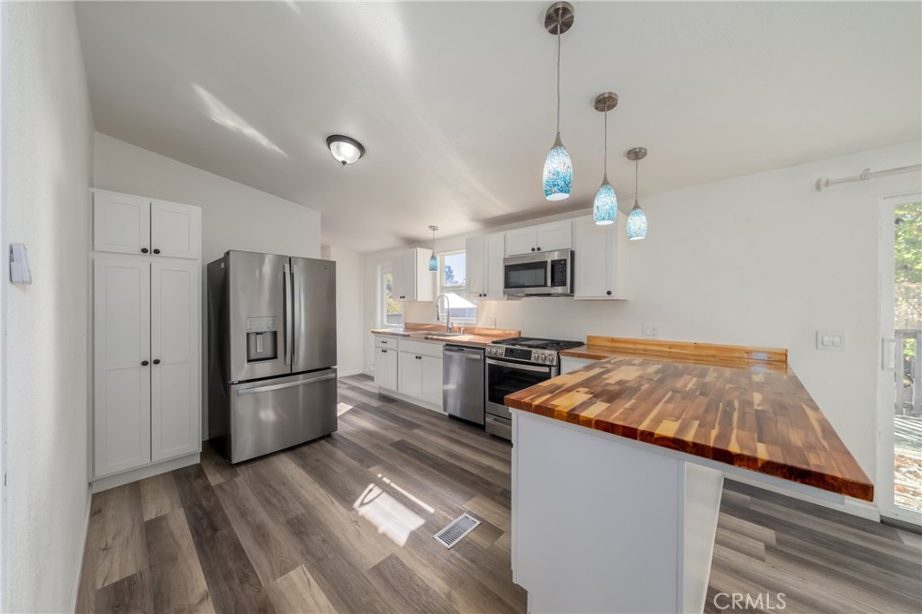 6099 Roland Dr, Lucerne, CA 95458