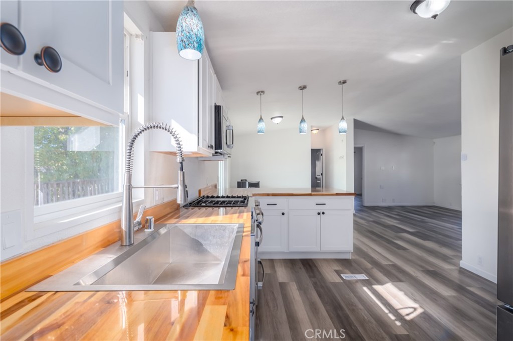 6099 Roland Dr, Lucerne, CA 95458