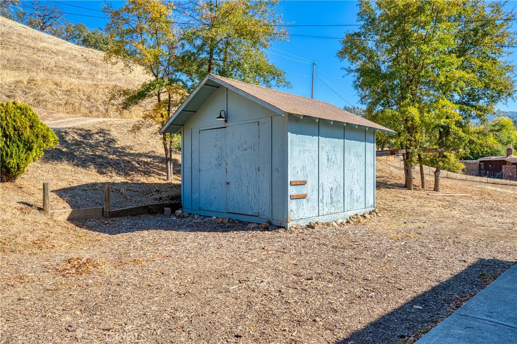 6099 Roland Dr, Lucerne, CA 95458