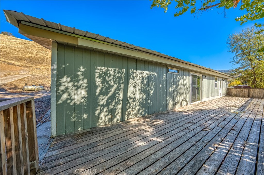 6099 Roland Dr, Lucerne, CA 95458