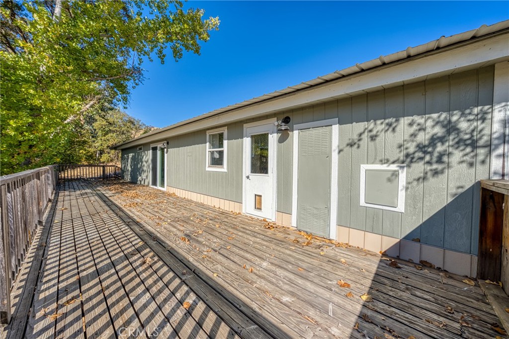 6099 Roland Dr, Lucerne, CA 95458