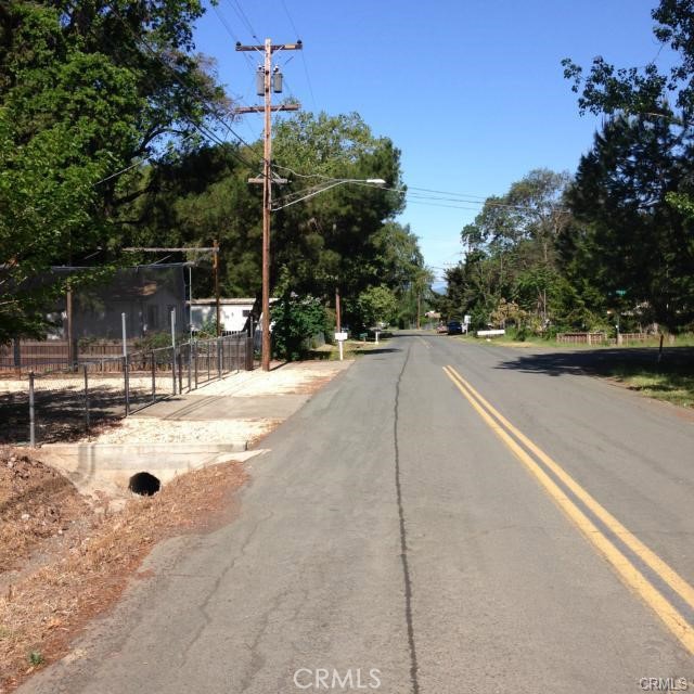 6867 Rosemont Dr, Lucerne, CA 95458