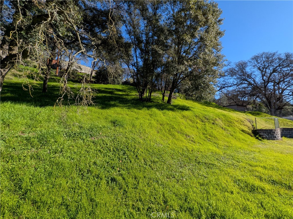 5857 Roland Dr, Lucerne, CA 95458