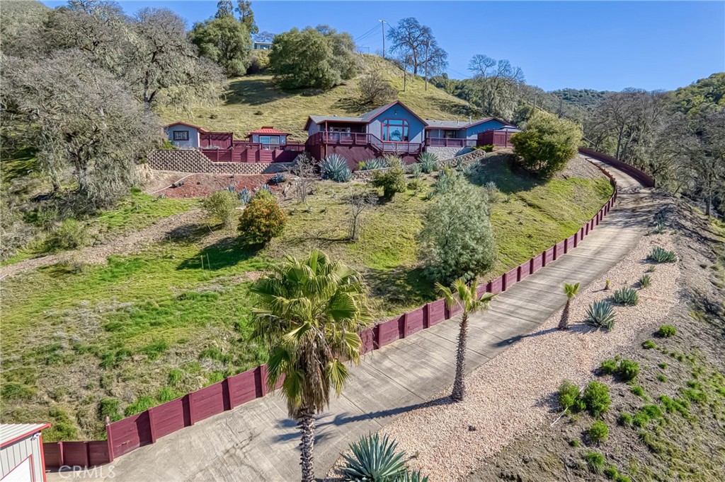 7047 Panoramic Dr, Lucerne, CA 95458