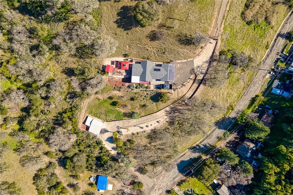 7047 Panoramic Dr, Lucerne, CA 95458