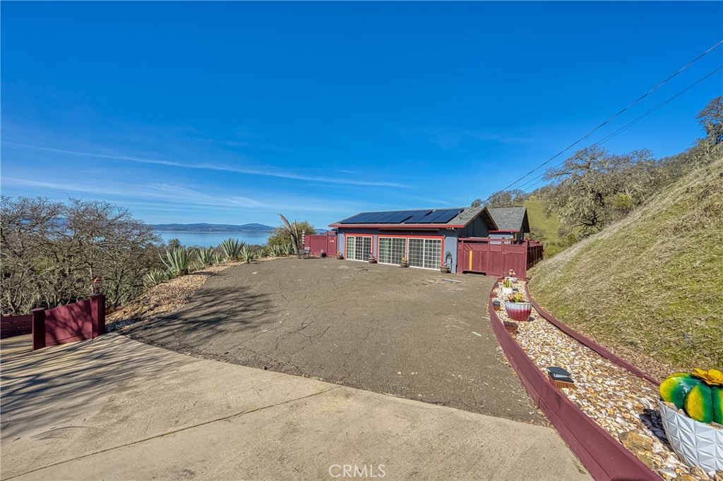 7047 Panoramic Dr, Lucerne, CA 95458