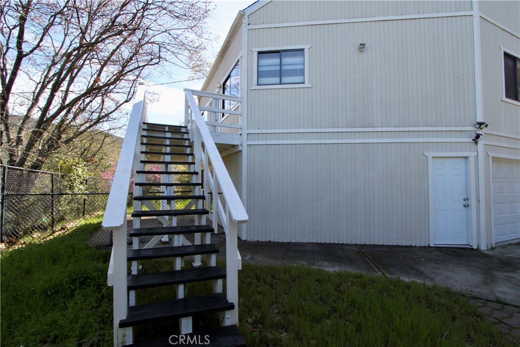 6963 Panoramic Dr, Lucerne, CA 95458