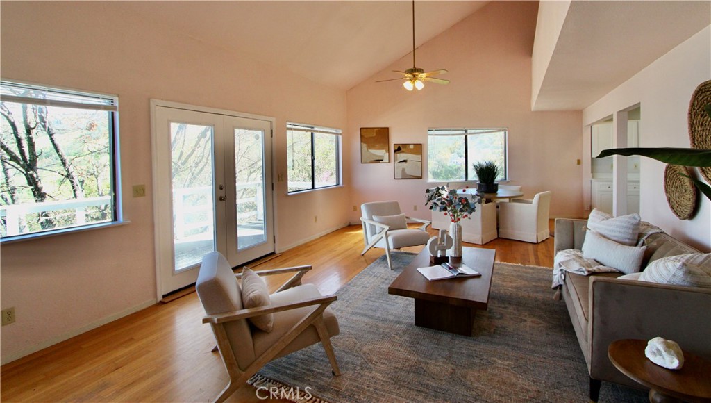 6963 Panoramic Dr, Lucerne, CA 95458