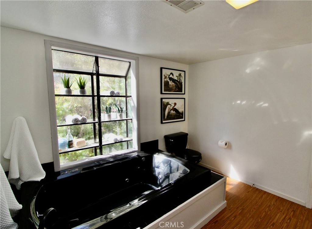 6963 Panoramic Dr, Lucerne, CA 95458