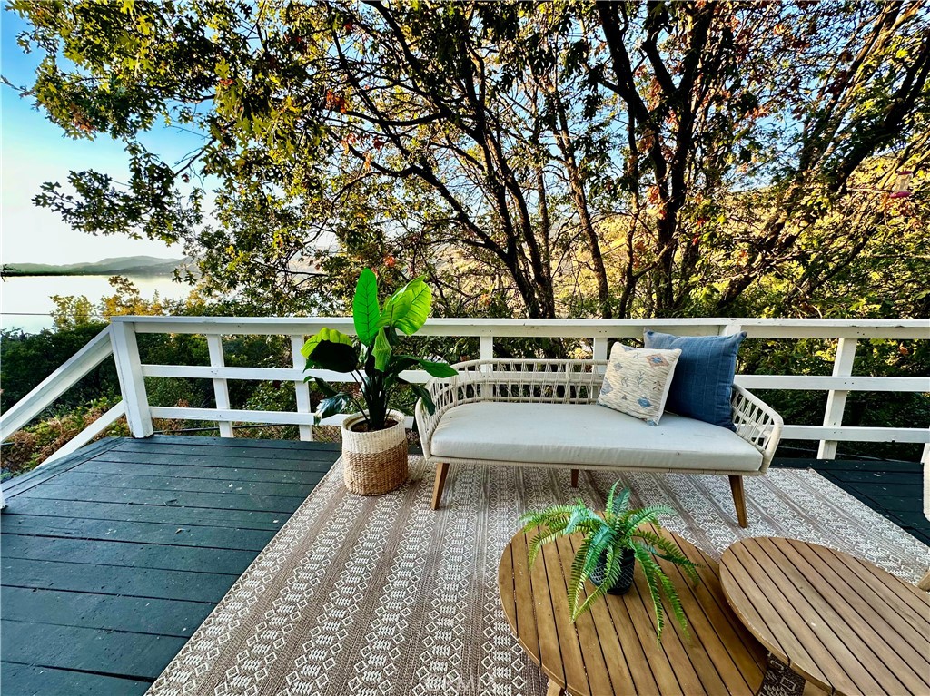 6963 Panoramic Dr, Lucerne, CA 95458