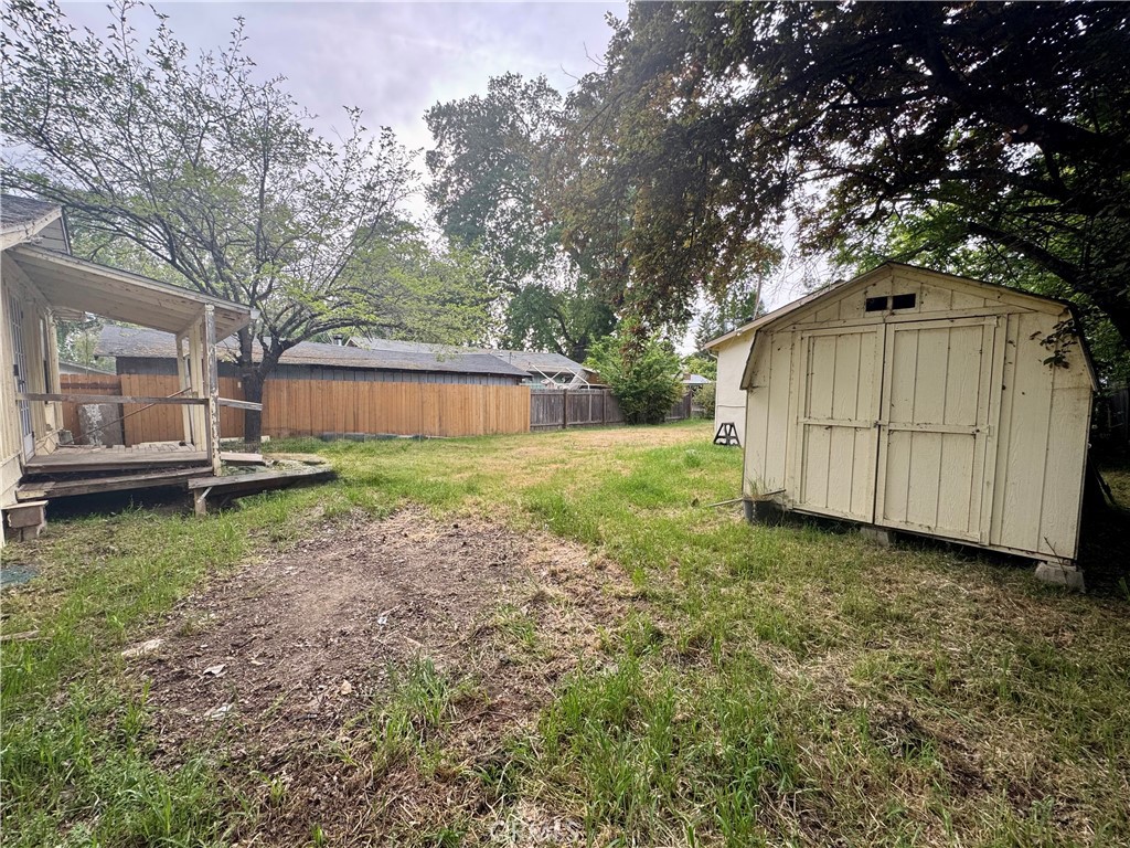 6475 14th Ave, Lucerne, CA 95458