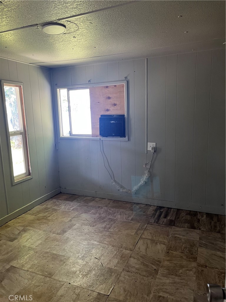 5877 Lake St #8, Lucerne, CA 95458