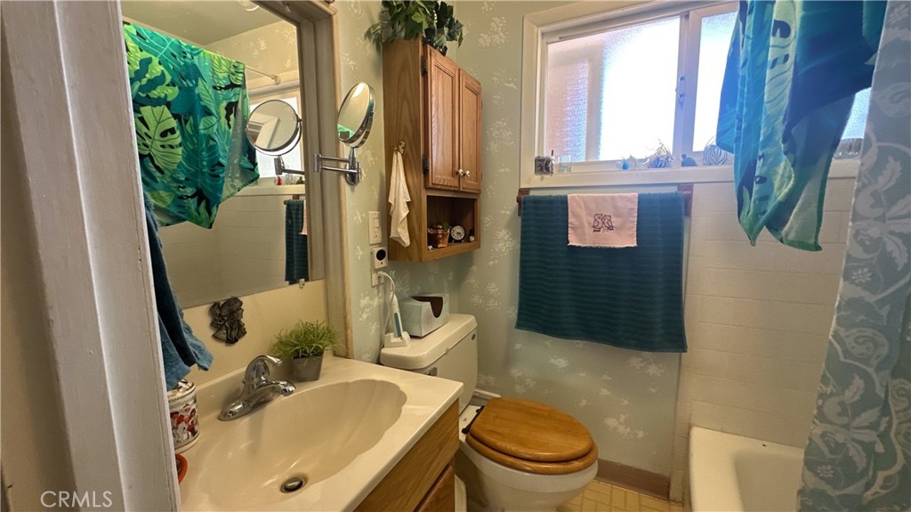 3788 Lakeview Terrace, Lucerne, CA 95458