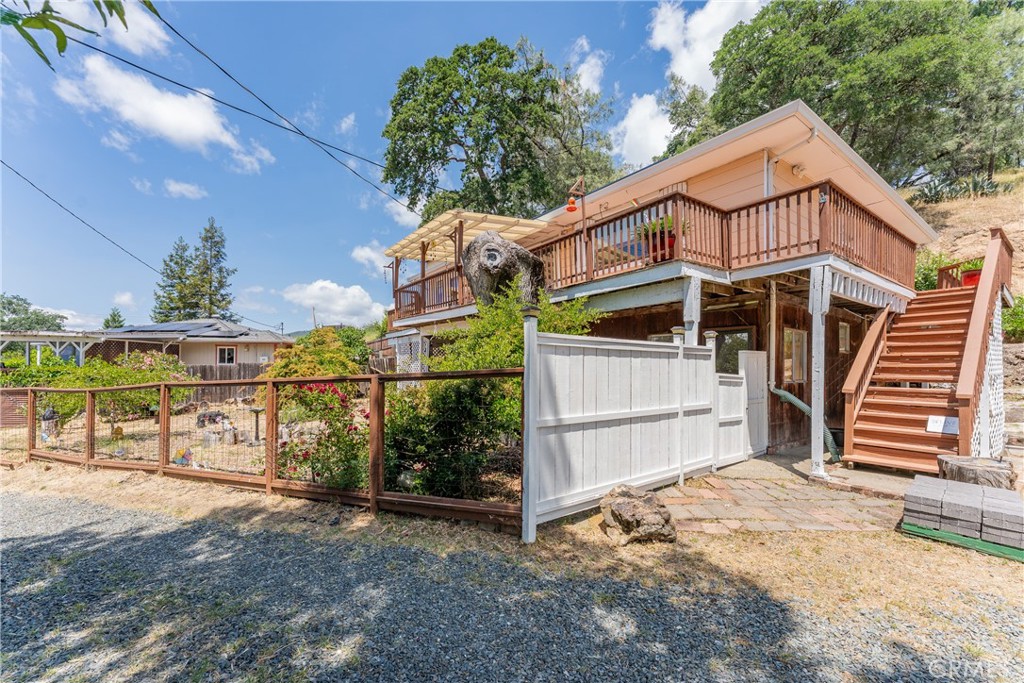 3788 Lakeview Terrace, Lucerne, CA 95458