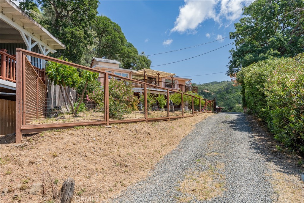 3788 Lakeview Terrace, Lucerne, CA 95458