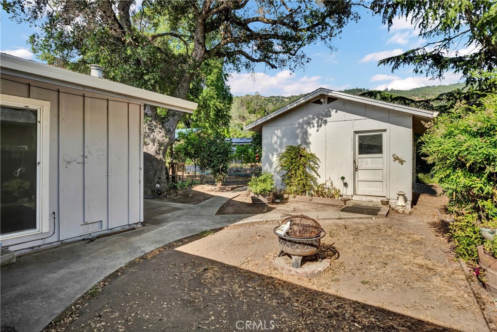 6838 Virginia Dr, Lucerne, CA 95458