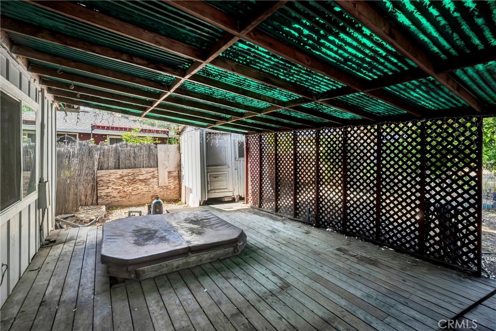 6838 Virginia Dr, Lucerne, CA 95458