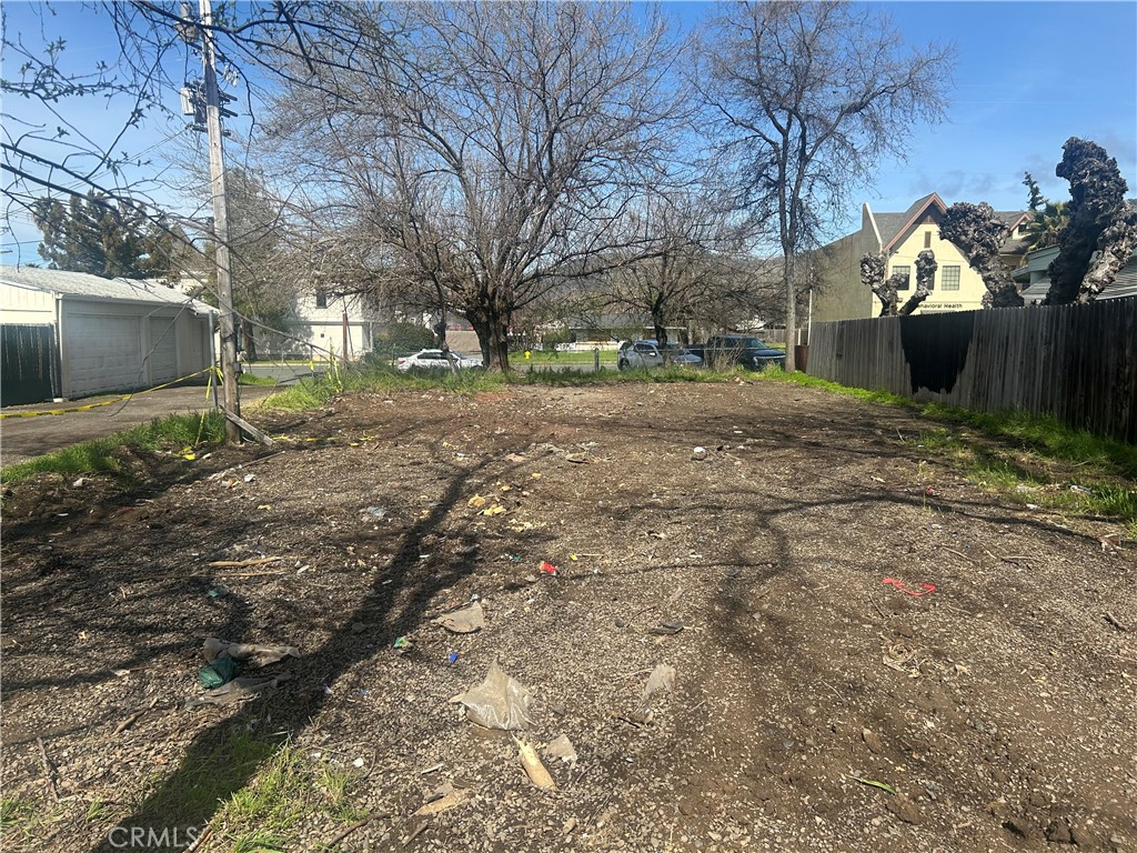 6289 13th Ave, Lucerne, CA 95458