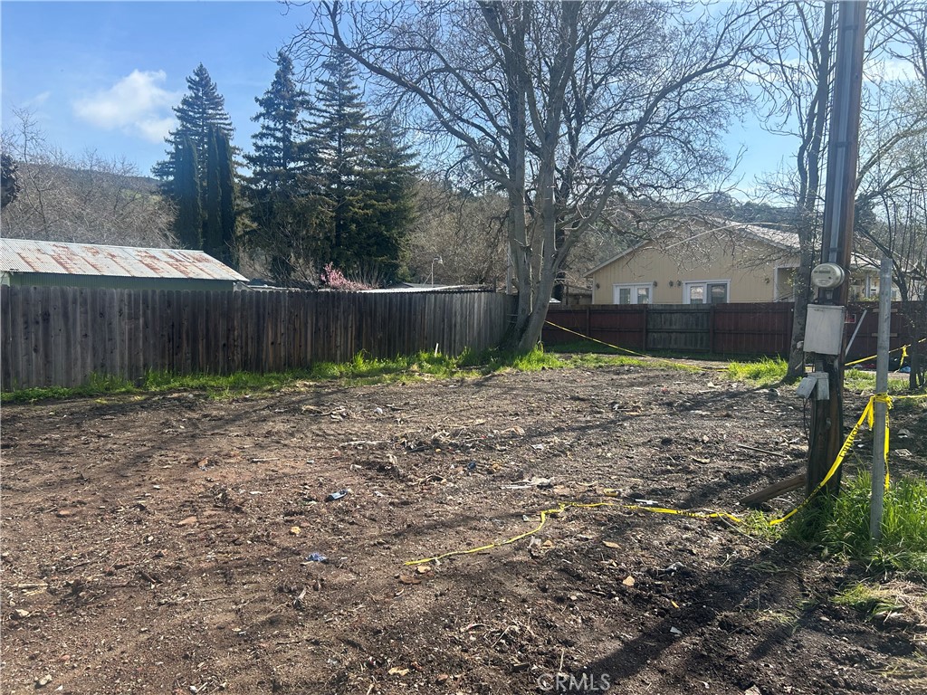 6289 13th Ave, Lucerne, CA 95458