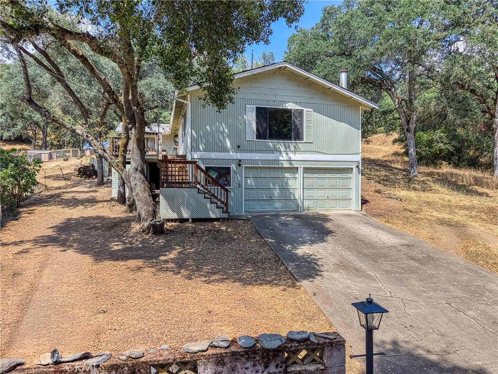 2976 Rancho Vista Dr, Lucerne, CA 95458