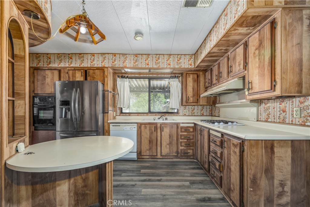 6309 5th Ave, Lucerne, CA 95458