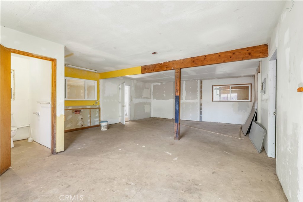 6309 5th Ave, Lucerne, CA 95458