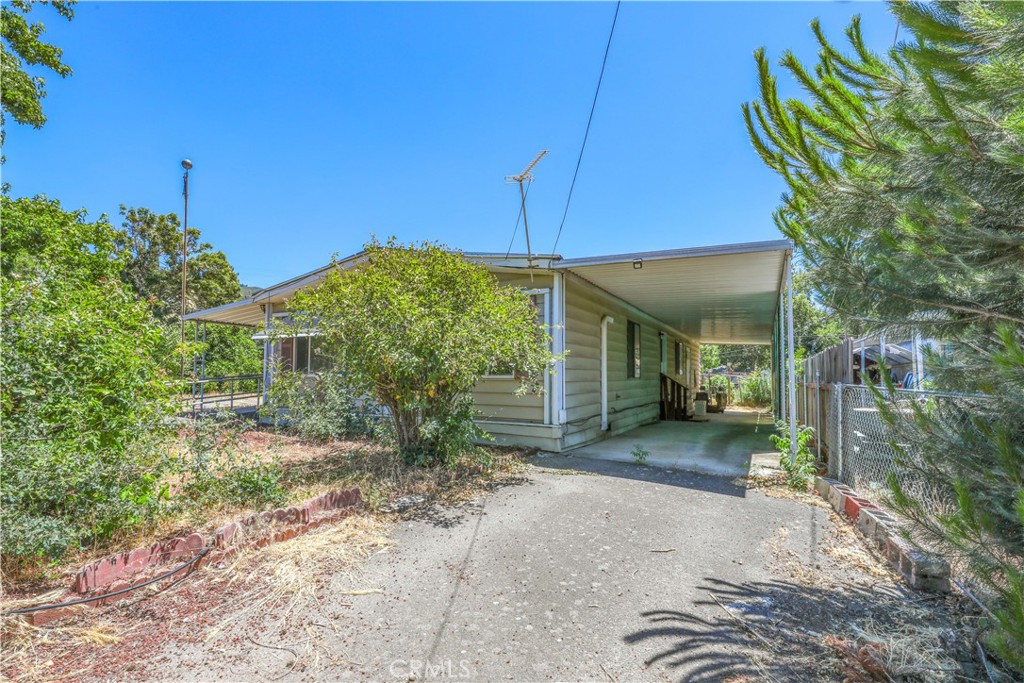 6309 5th Ave, Lucerne, CA 95458