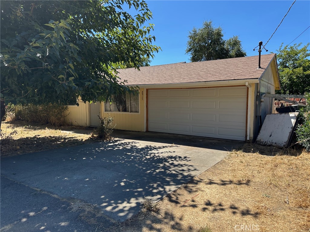 2915 Rancho Vista Dr, Lucerne, CA 95458