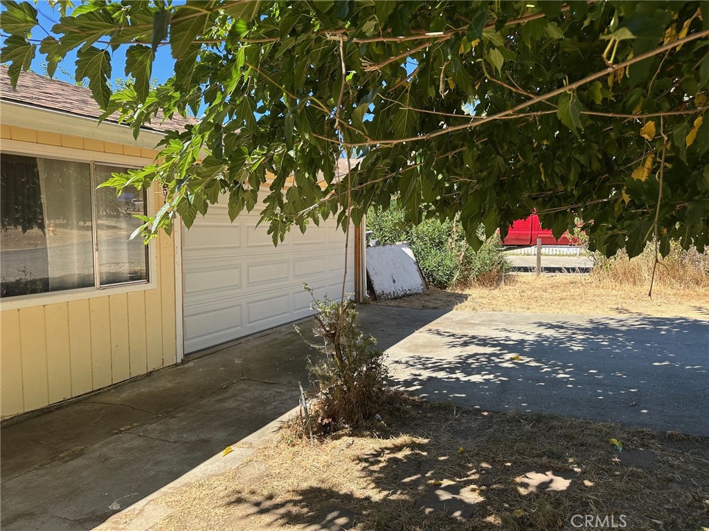 2915 Rancho Vista Dr, Lucerne, CA 95458
