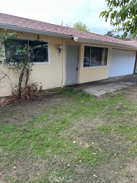 2915 Rancho Vista Dr, Lucerne, CA 95458