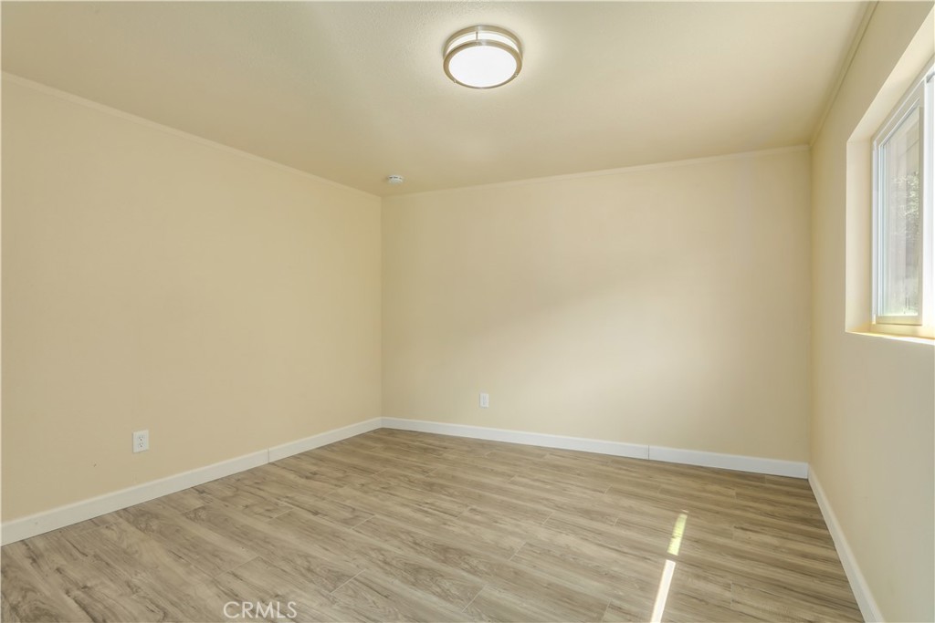 7112 Sonja Lu Ln, Lucerne, CA 95458