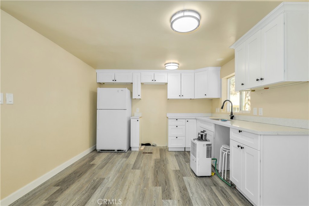 7112 Sonja Lu Ln, Lucerne, CA 95458