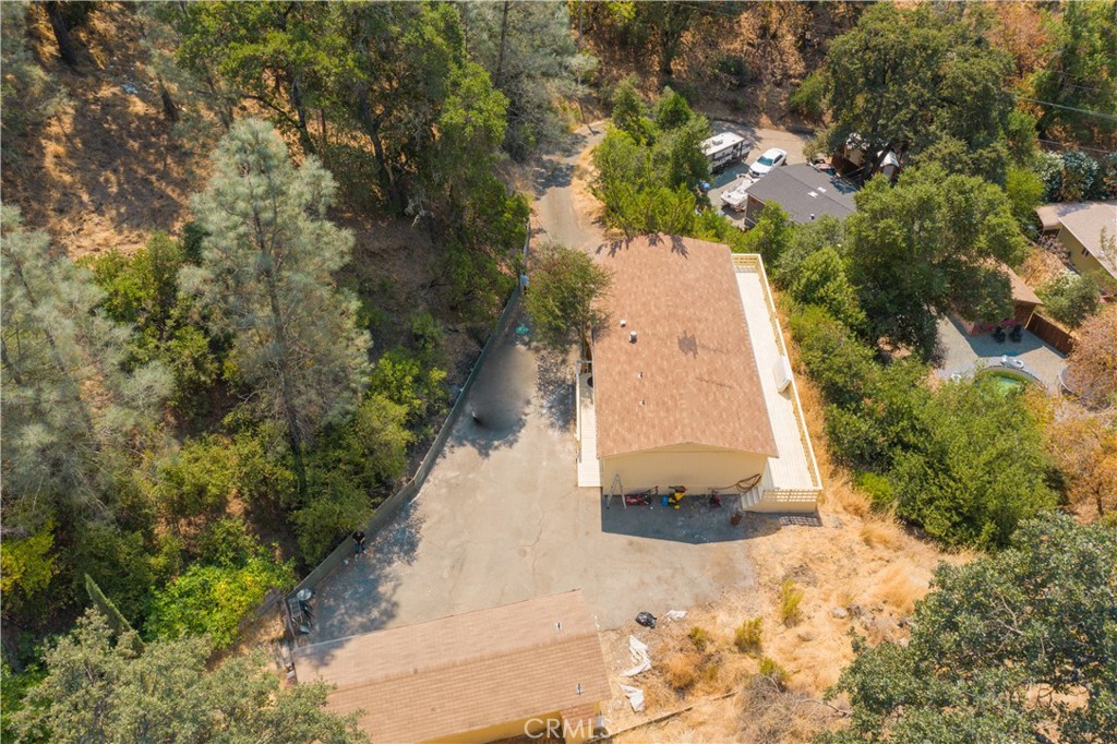 7112 Sonja Lu Ln, Lucerne, CA 95458