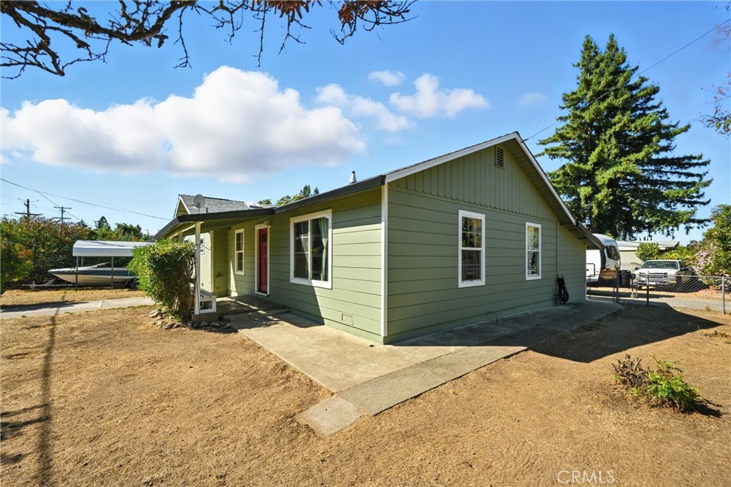 4397 Country Club Drive, Lucerne, CA 95458