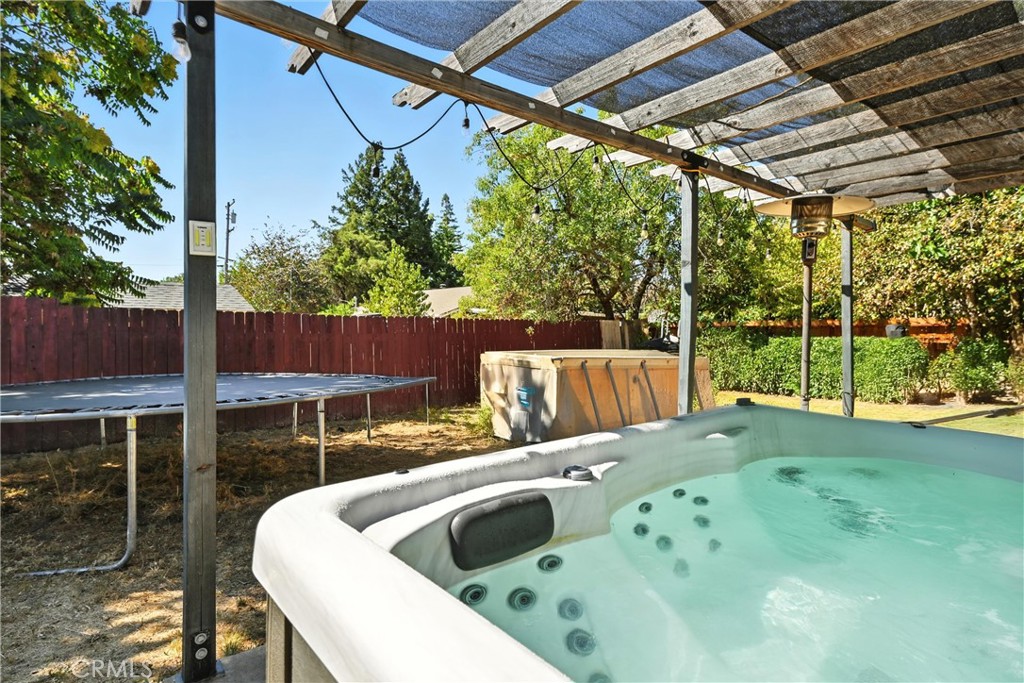 4397 Country Club Drive, Lucerne, CA 95458