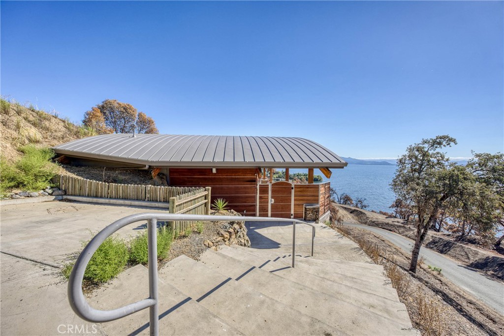 5700 Roland Rd, Lucerne, CA 95458