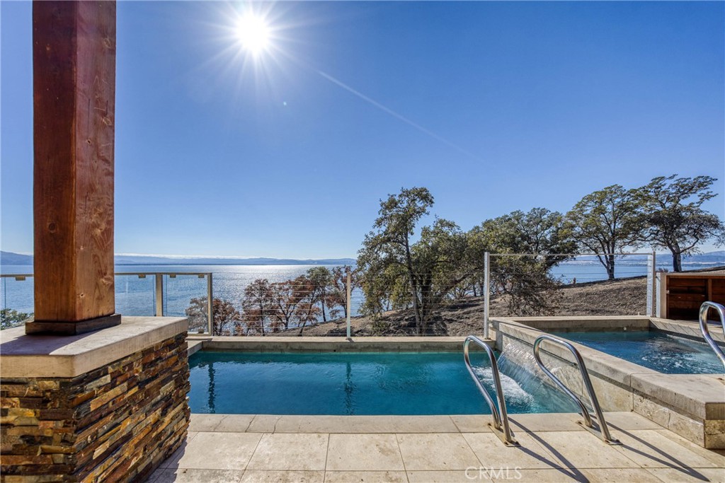 5700 Roland Rd, Lucerne, CA 95458