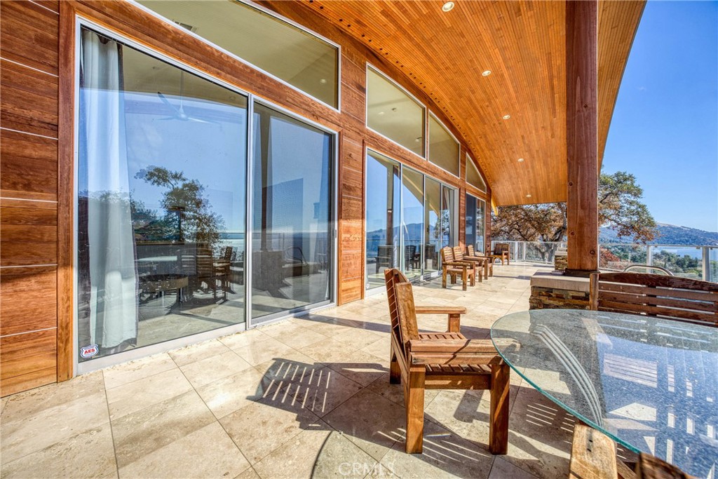 5700 Roland Rd, Lucerne, CA 95458