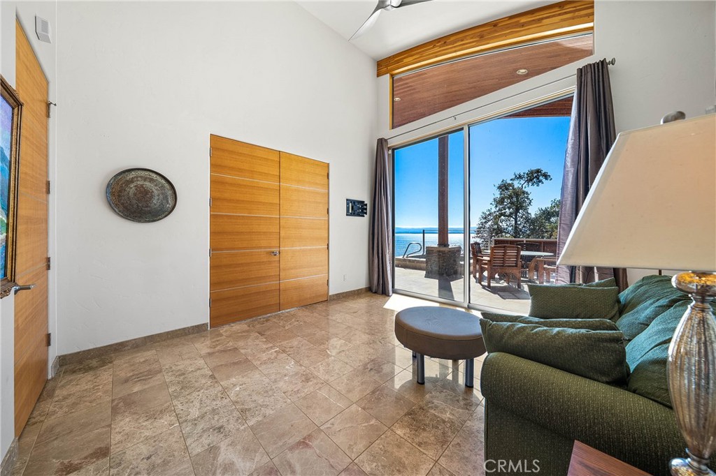 5700 Roland Rd, Lucerne, CA 95458