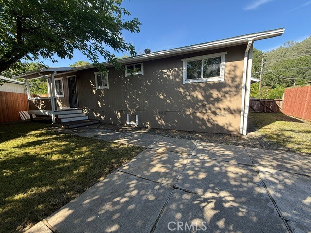 2911 Rancho Vista Dr, Lucerne, CA 95458