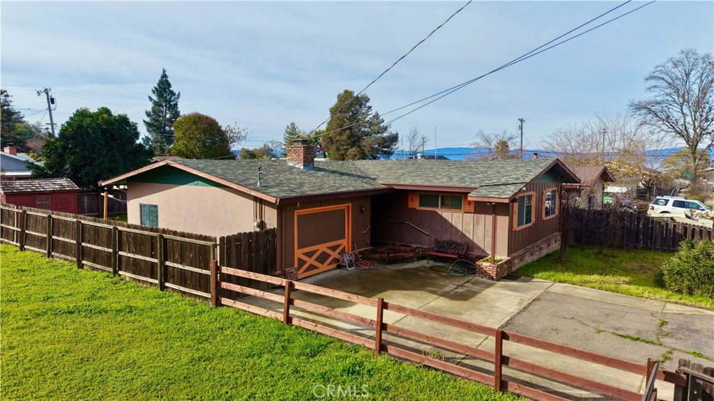 6917 Plaza Terrace, Lucerne, CA 95458