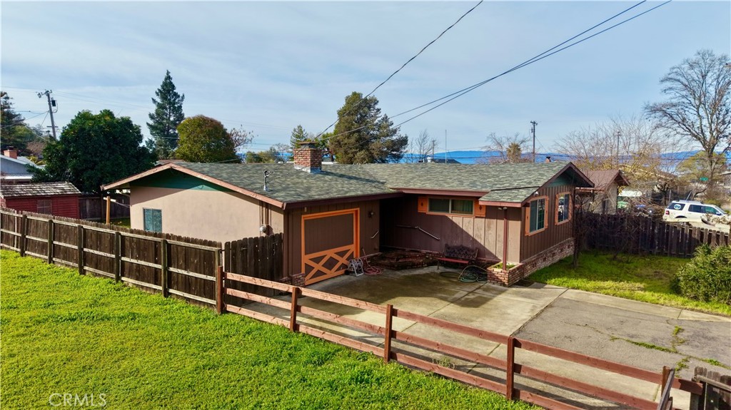 6917 Plaza Terrace, Lucerne, CA 95458