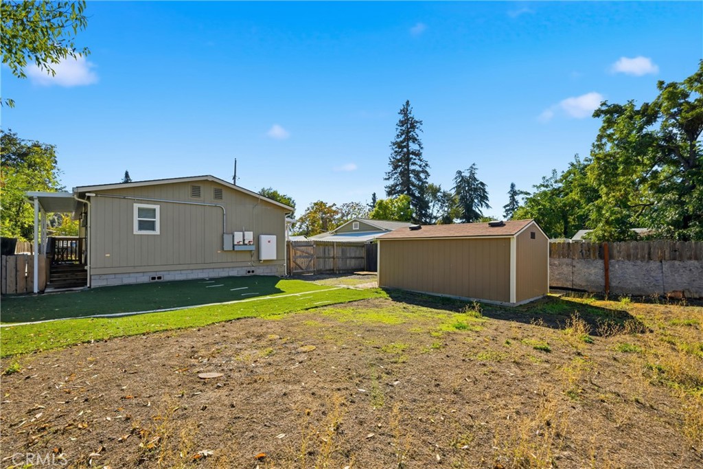 6466 16th Ave, Lucerne, CA 95458