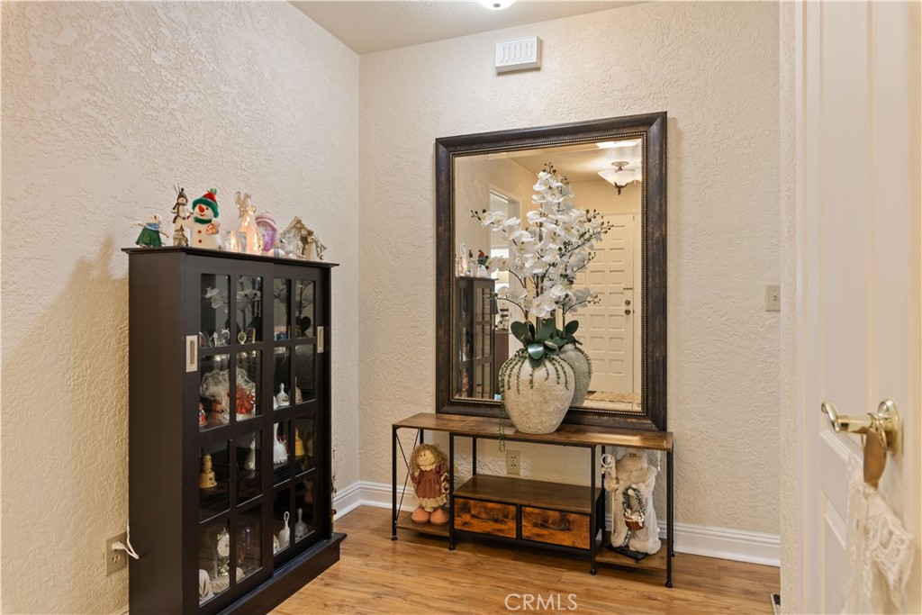 7795 Richard Dr, Lucerne, CA 95458