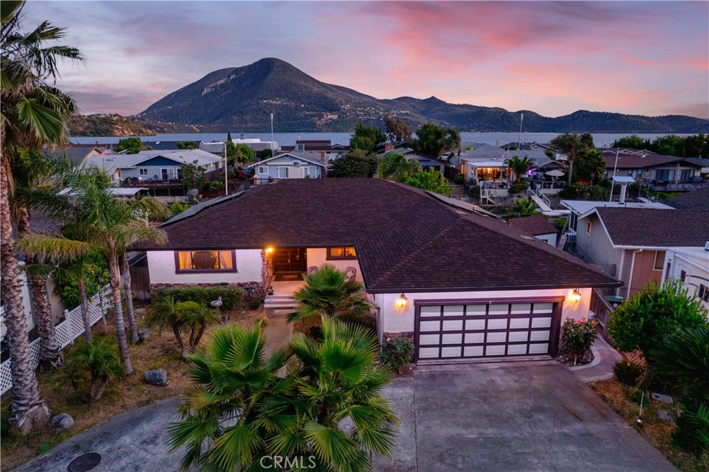 7795 Richard Dr, Lucerne, CA 95458