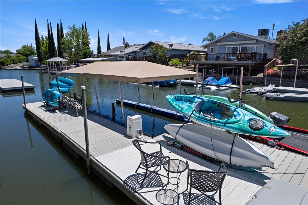 7795 Richard Dr, Lucerne, CA 95458