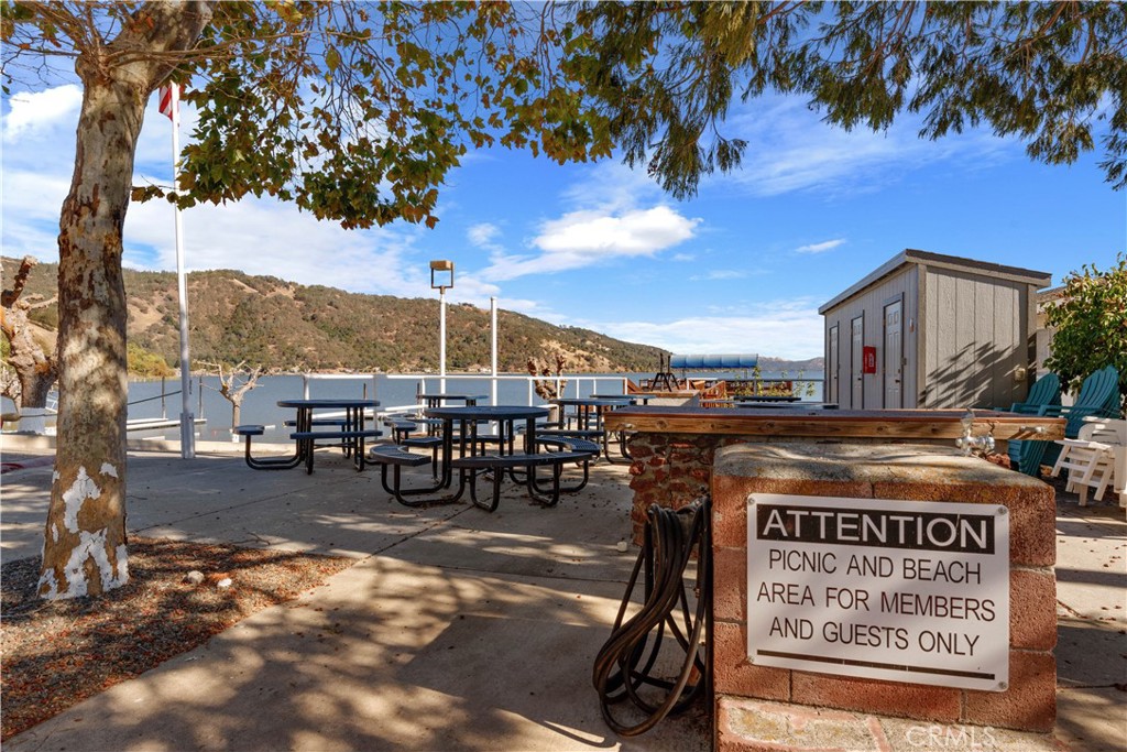 7795 Richard Dr, Lucerne, CA 95458